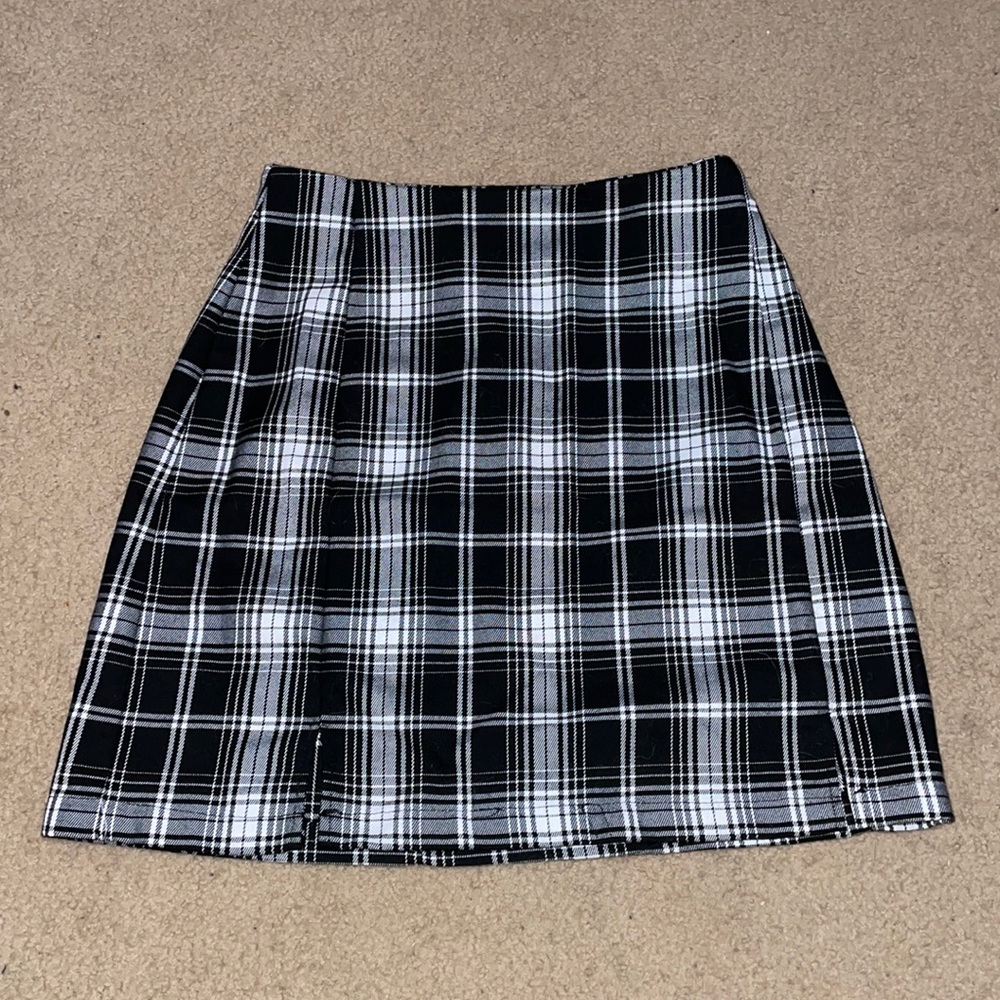Brandy Melville Cara Skirt